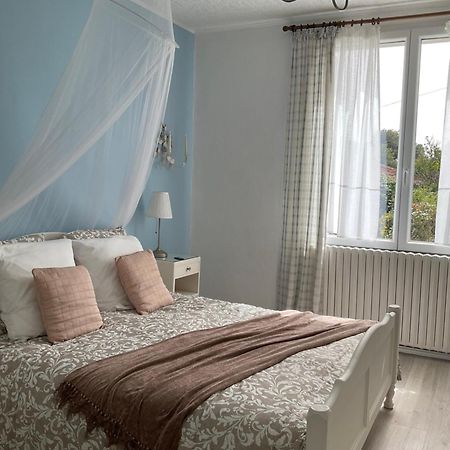 La Brionniere Bed & Breakfast Saint-Pierre-du-Chemin Eksteriør bilde